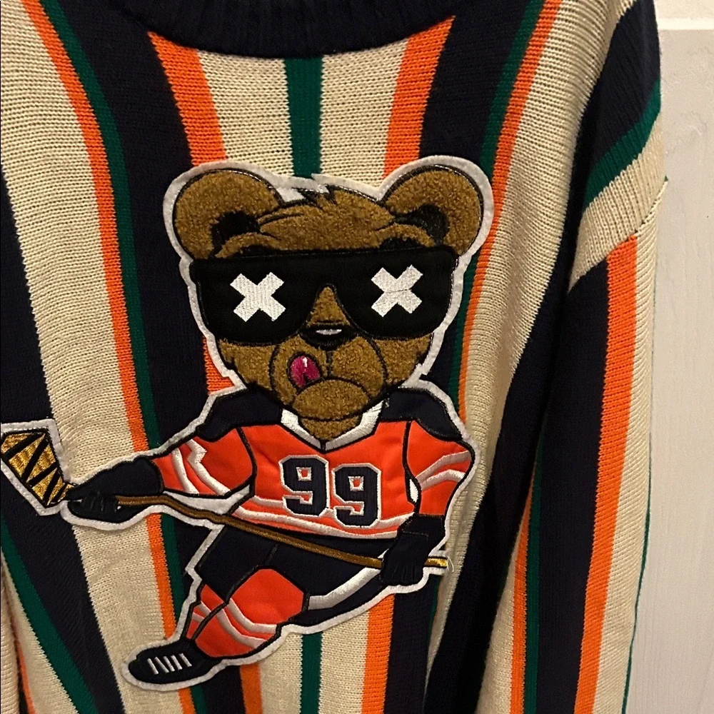 Black Pike Striped Bear Graphic Sweater